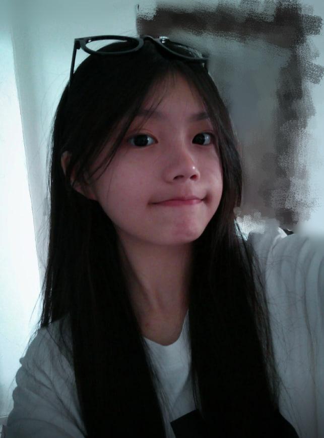 骑行圈99年水娃小少妇，一炮溅一腿，专业打水