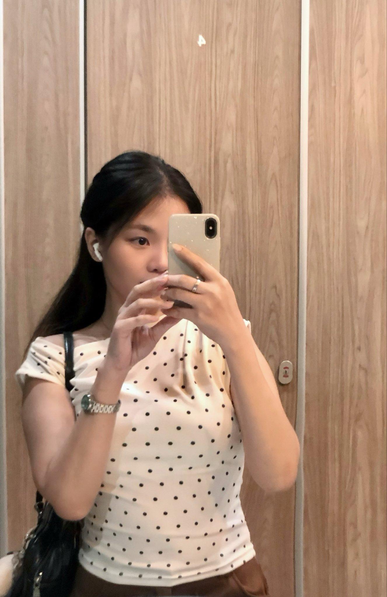 合租室友操他女朋友