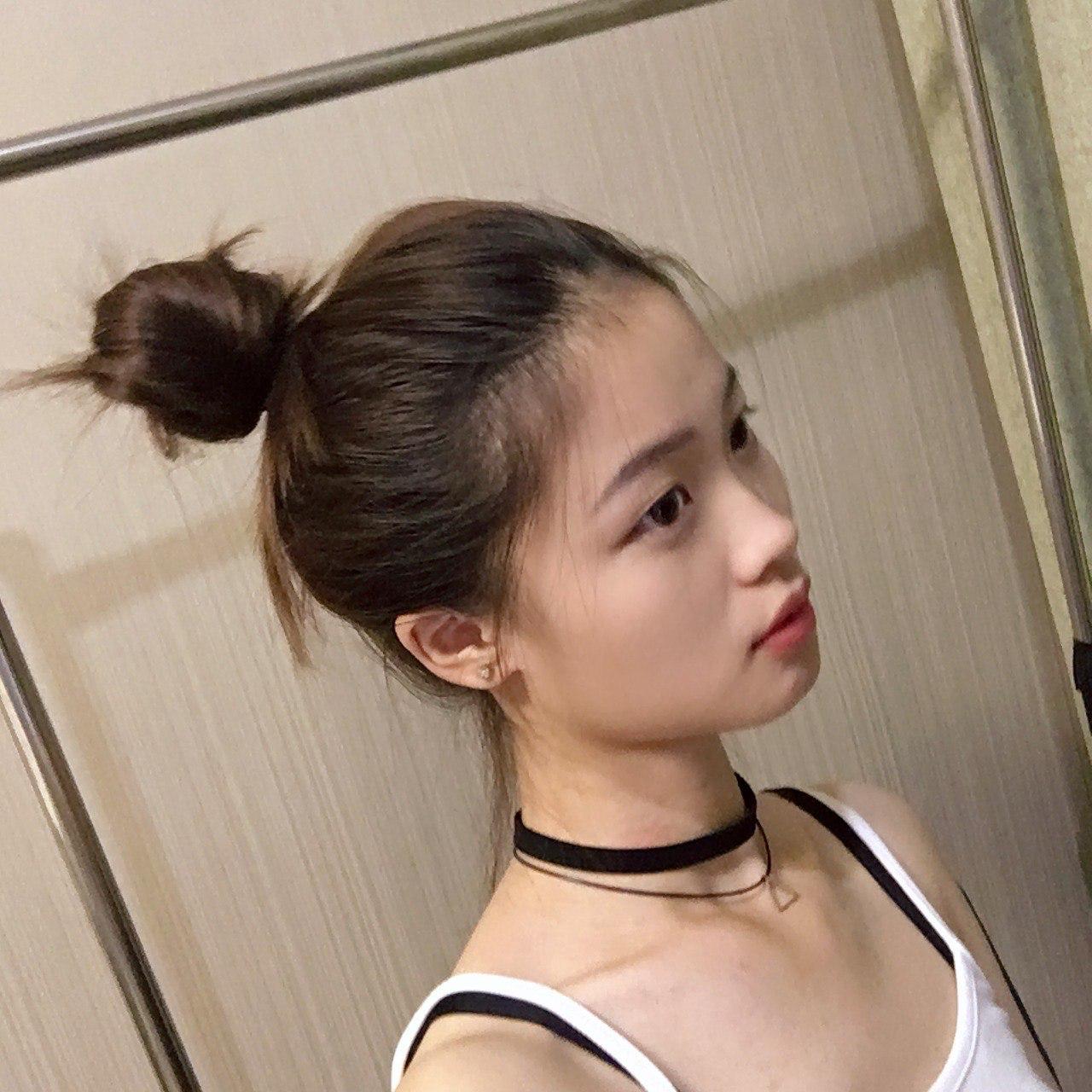 带女友旅游，刚到酒店就开操