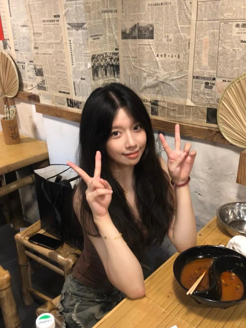 女的是我大学第一个女友 II