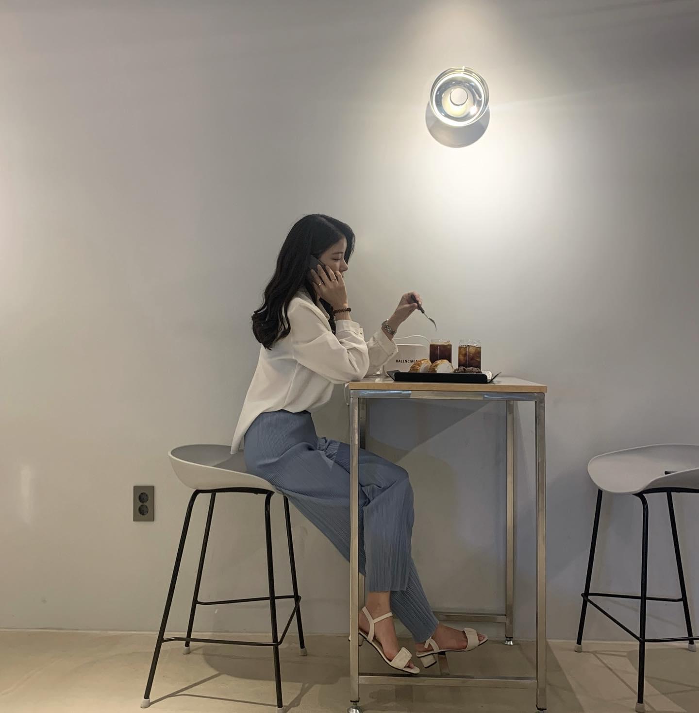 和文艺女青年的性爱录音，最后操喷水了。