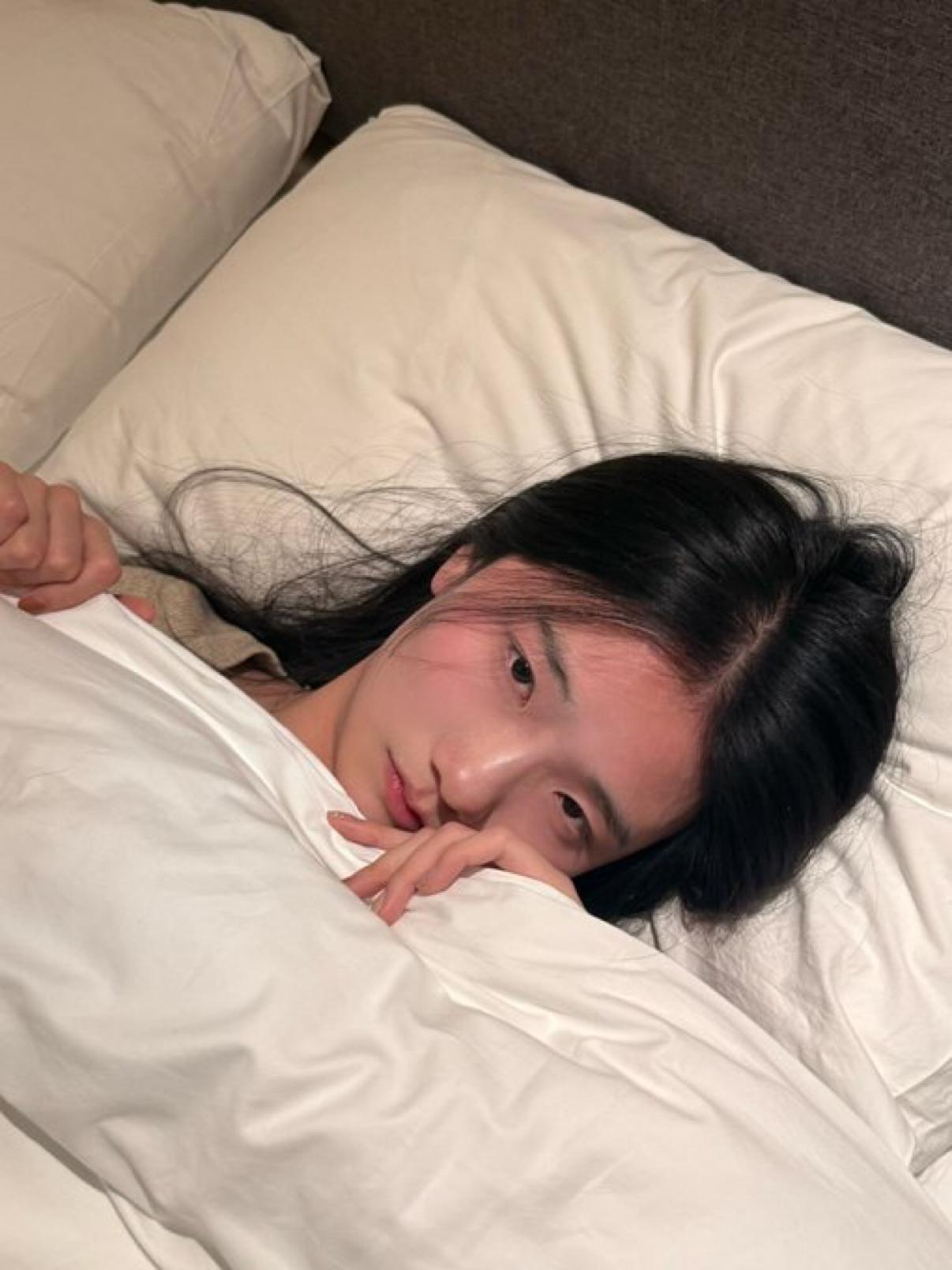 五一出租屋打桩女友