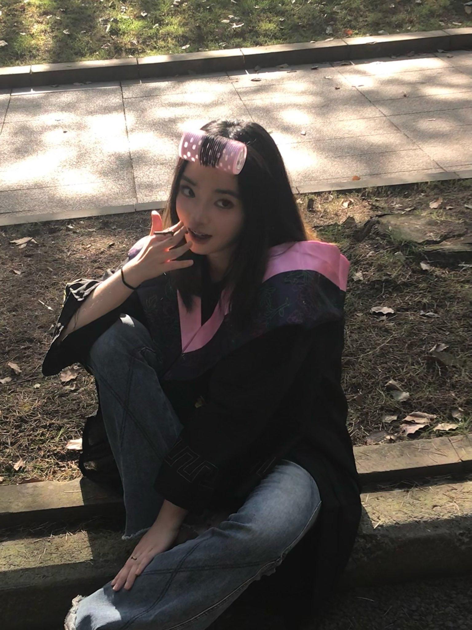 被哥哥突然插进来心里没做好准备骂人到真快操的我嘴唇都白了