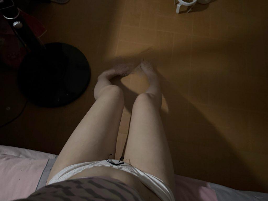 在家操喝醉的老婆，叫声绵软淫荡，操到喊救命