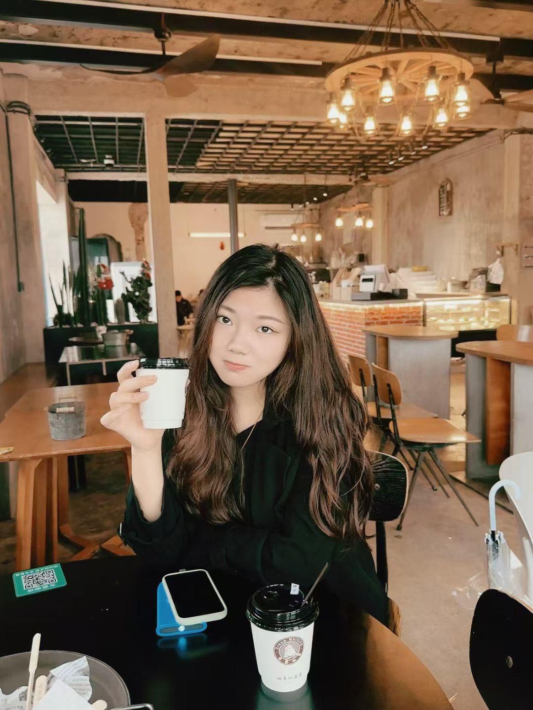 操老婆，小逼舒服