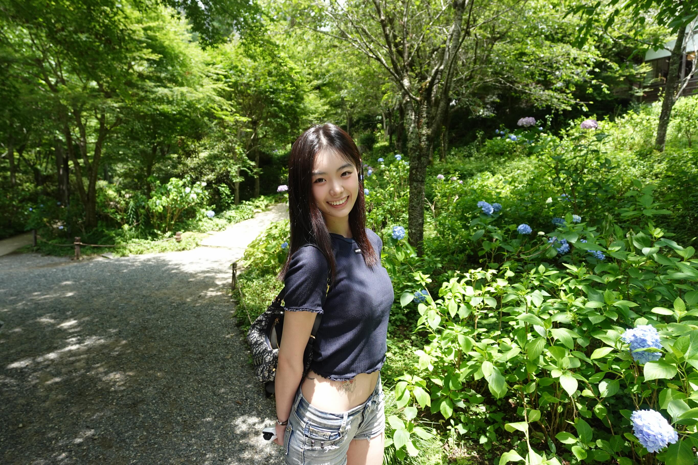 跟老婆做爱录音，老婆总想被人操，淫荡对白。