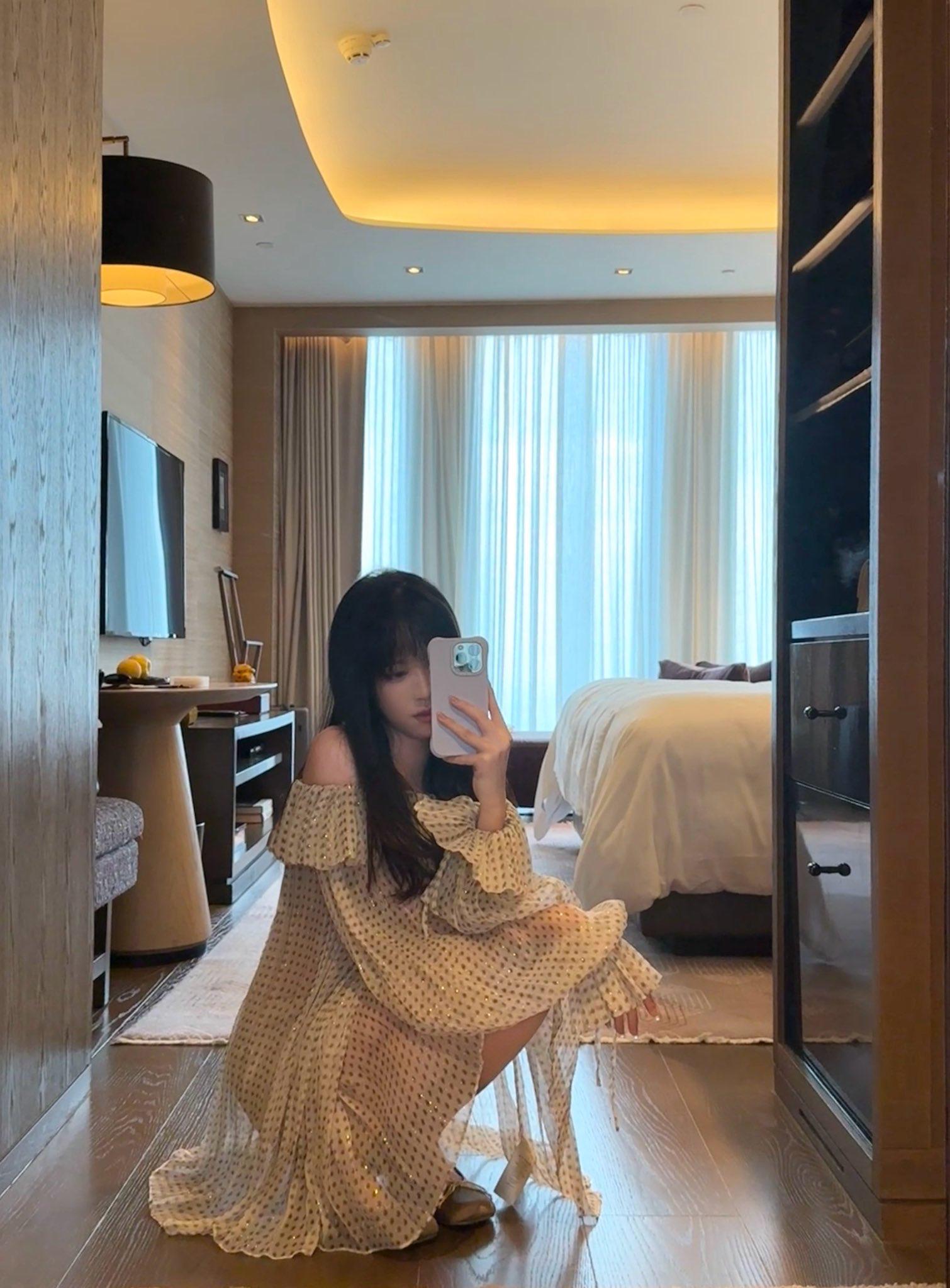 操女朋友的时候和她聊前任操的爽不爽