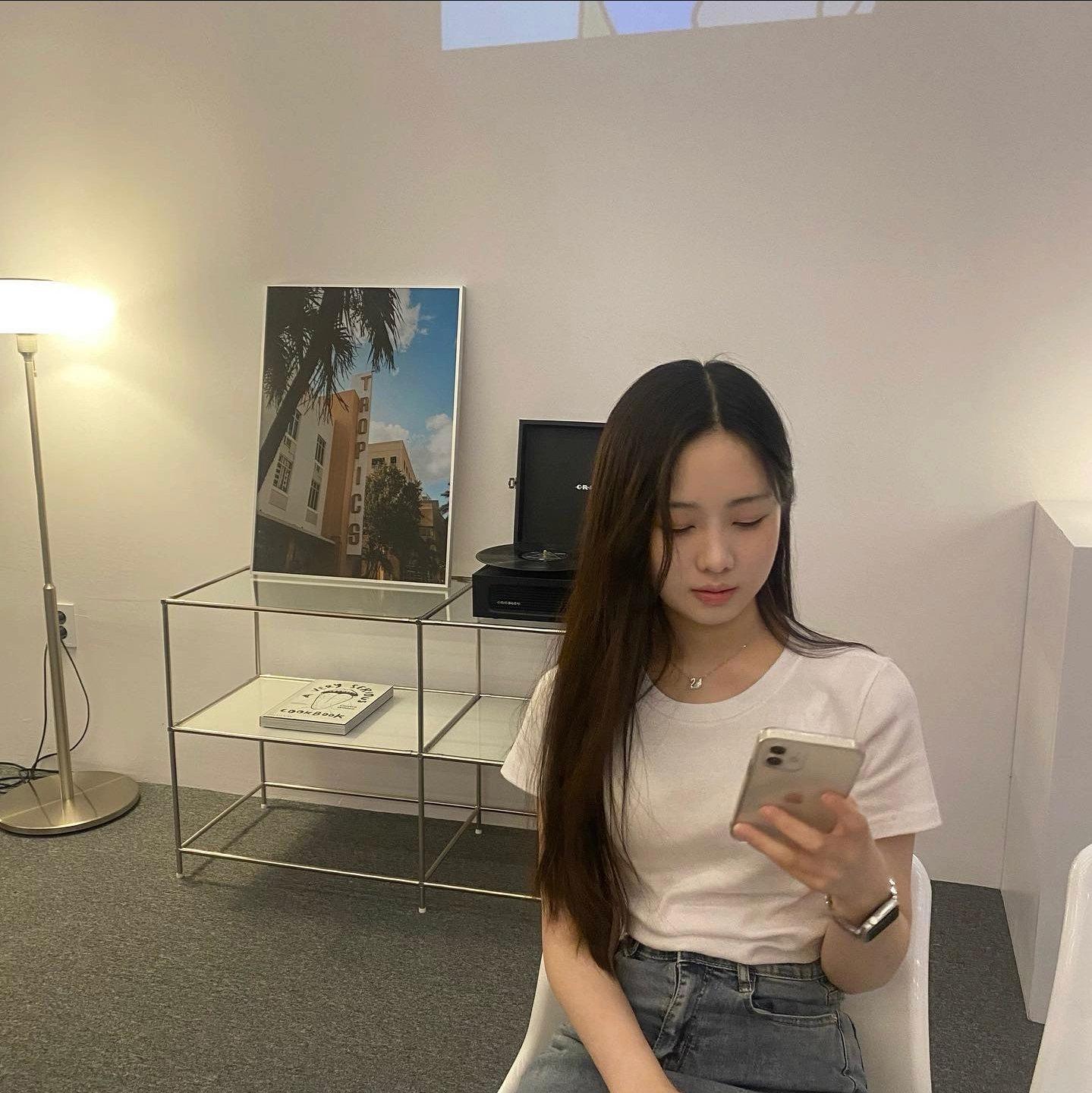骚逼喊老公说顶到了，逼麻了