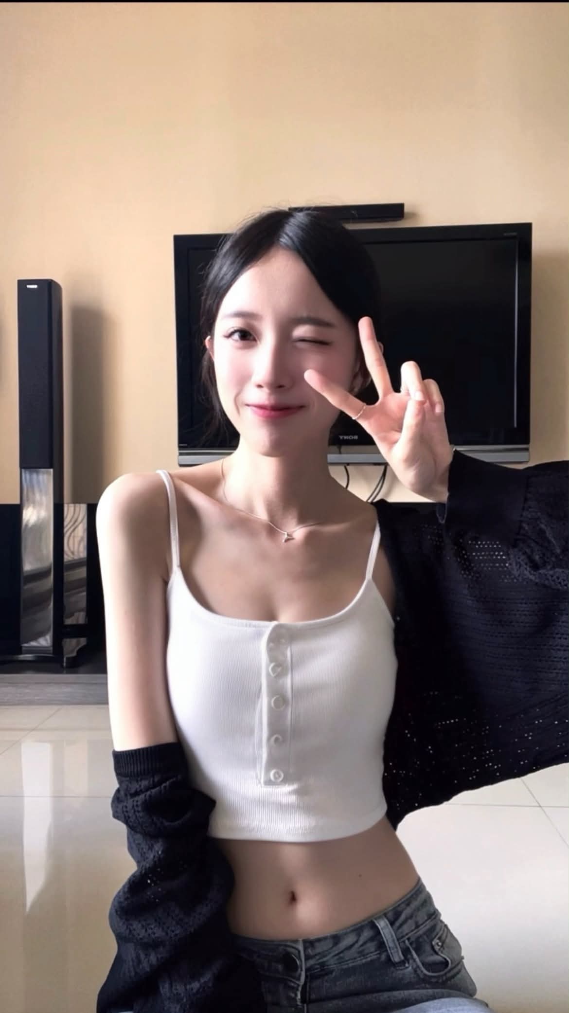 和女友啪啪啪录音,叫床声非常诱人。