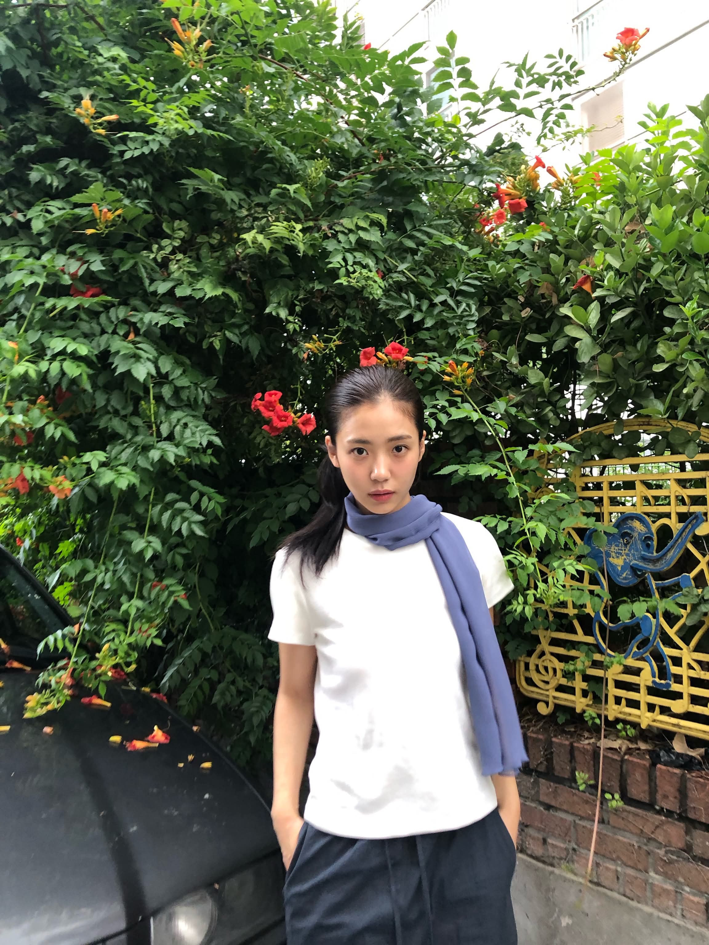 自如合租的女室友带男友回来，半夜听到她被日的嗷嗷叫。