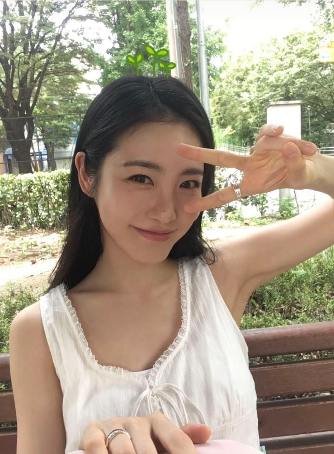 和 42 岁老婆做爱录音，逼紧水又多，淫叫不断。