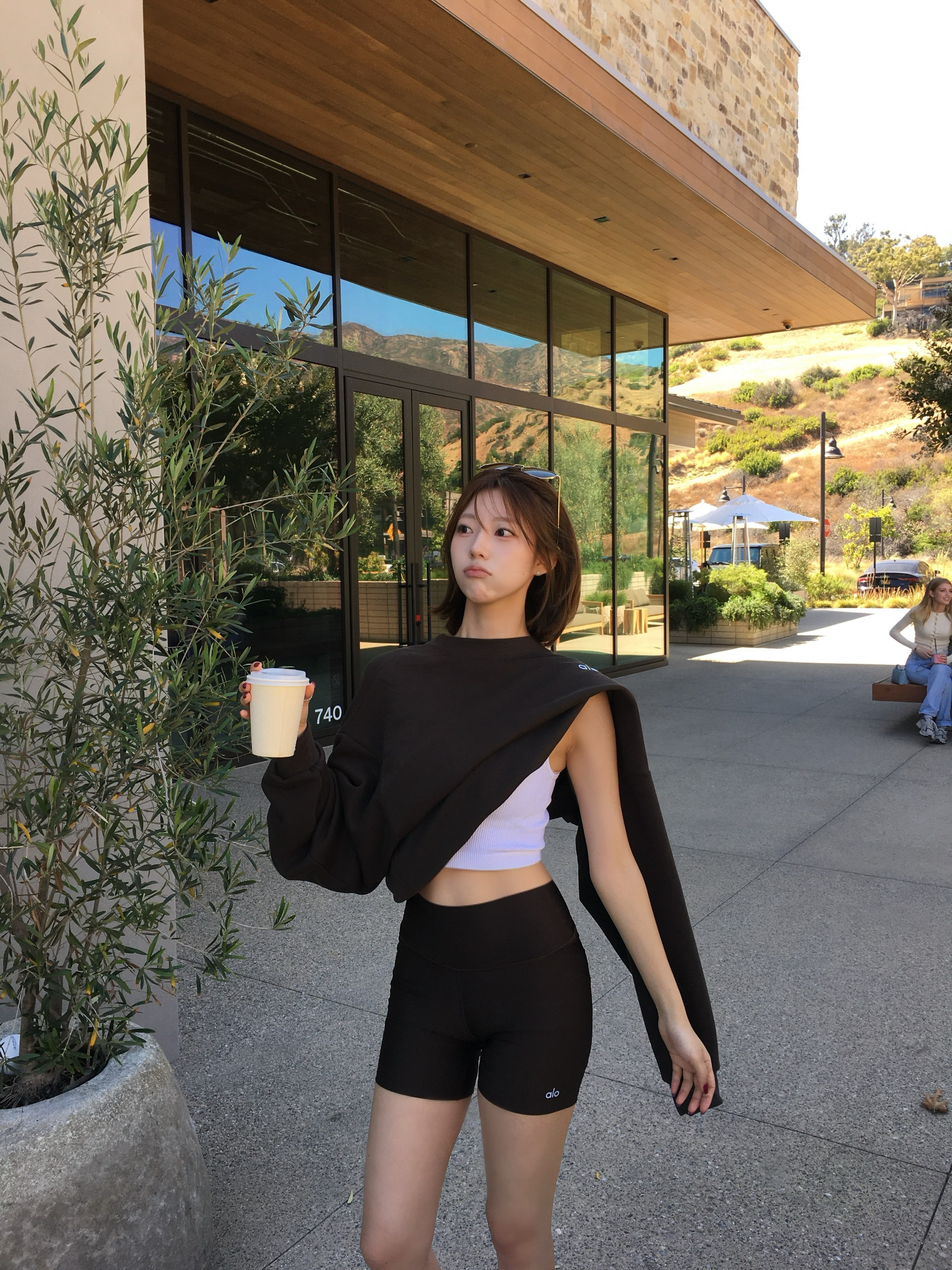 女友说知道我厉害，喜欢被顶到子宫。