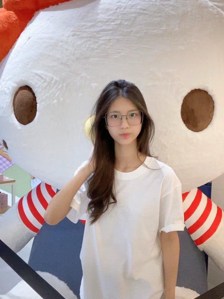 操东北少妇，对白清晰。