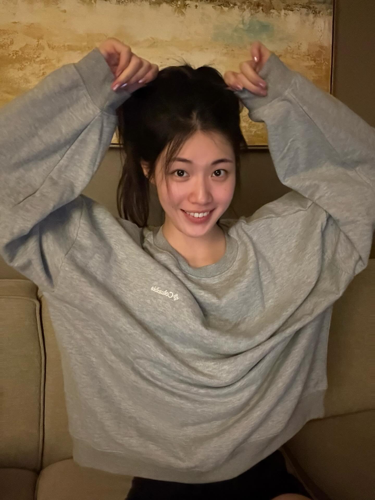 约操嫩逼少妇，九浅一深7分钟3次高潮。