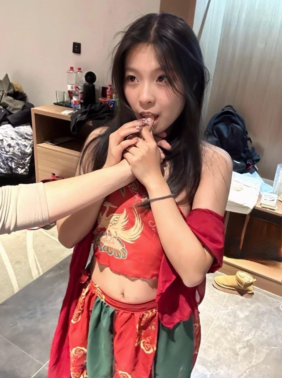 真实夫妻做爱录音，低沉耳语对话。