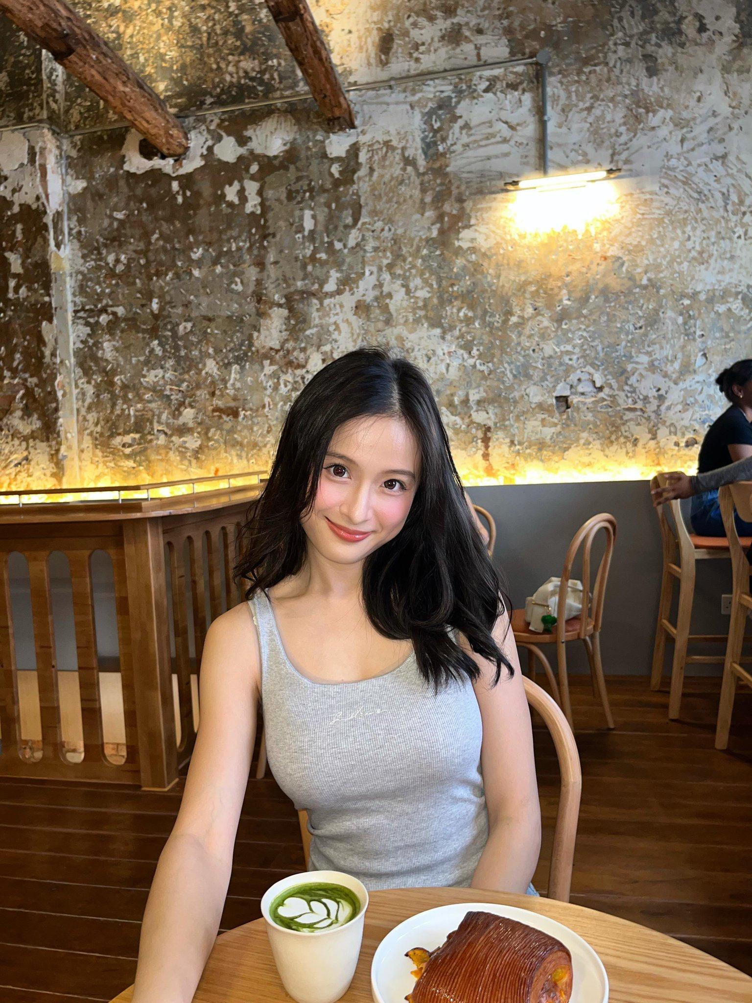 跟老婆晨炮录音，叫床声诱人，有对白。