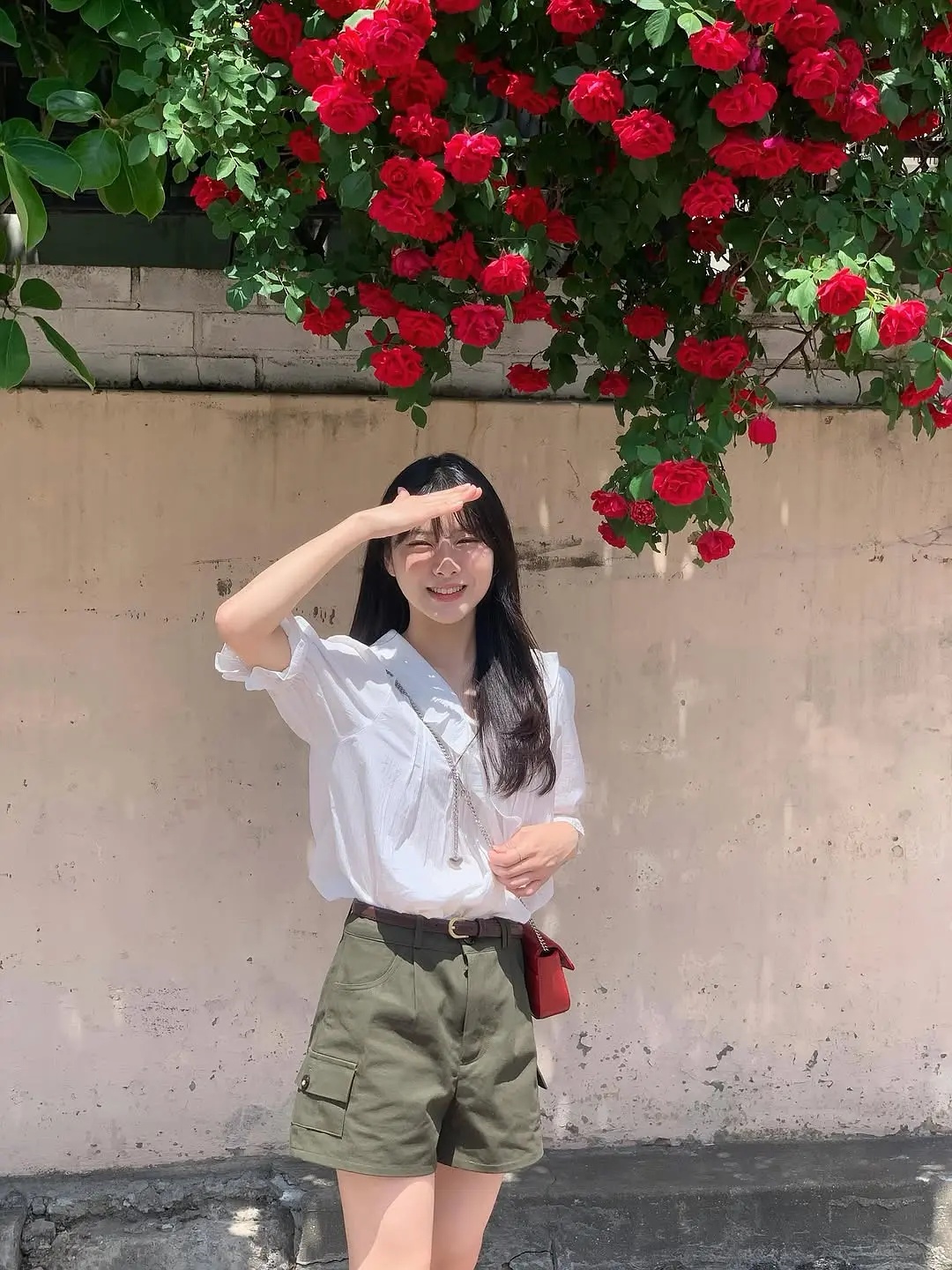 声音刺激，五一假期在丈母娘卧室门口把她女儿操了