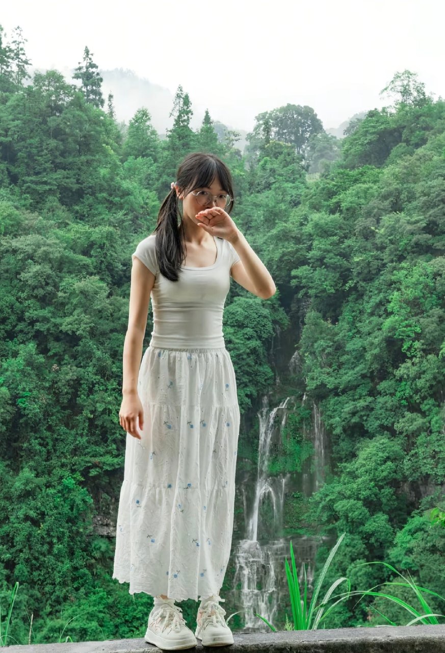 和老师做爱录音，没想到小穴很紧。