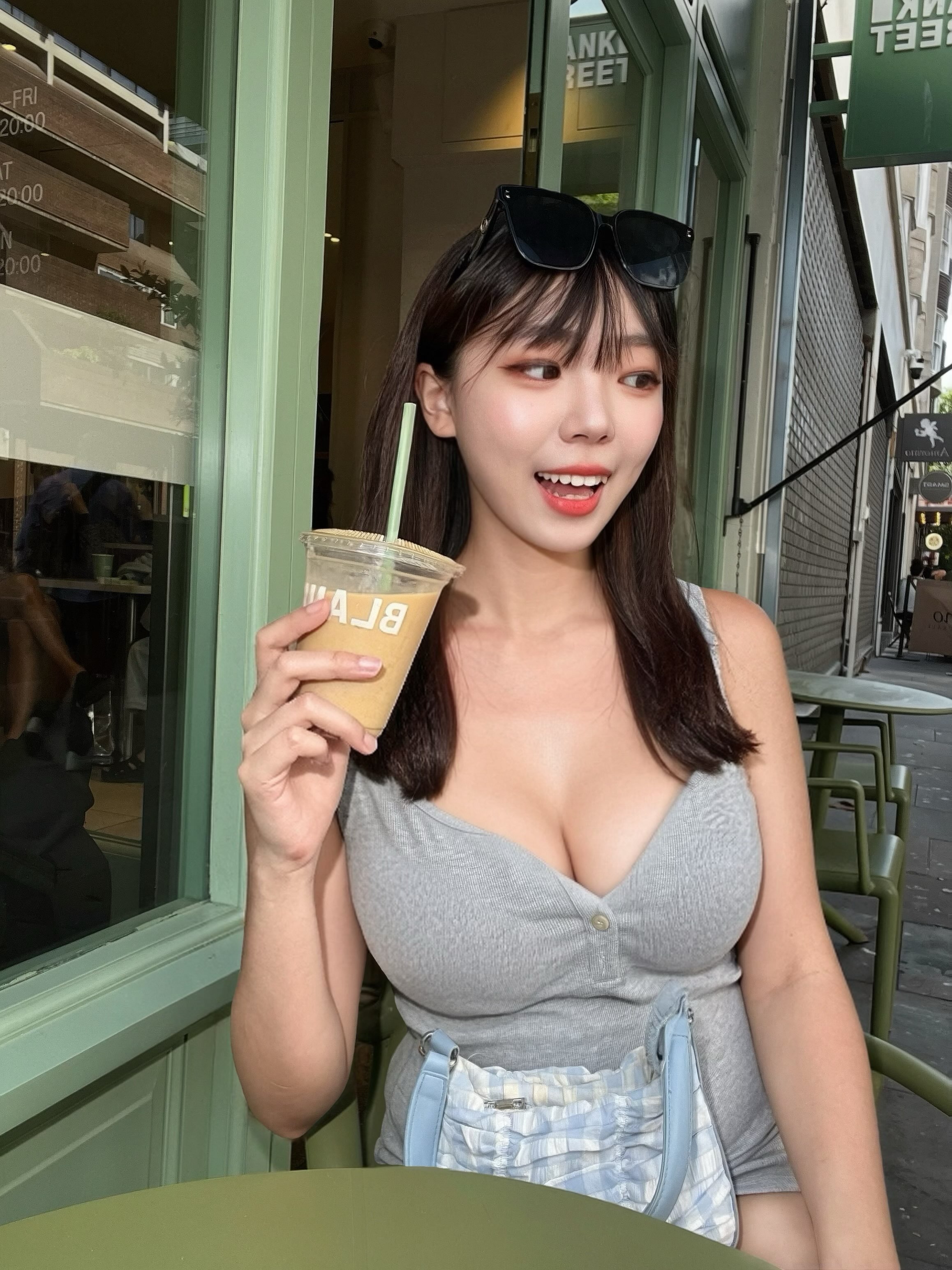 和老婆做爱录音，老婆很害羞，不怎么会叫。