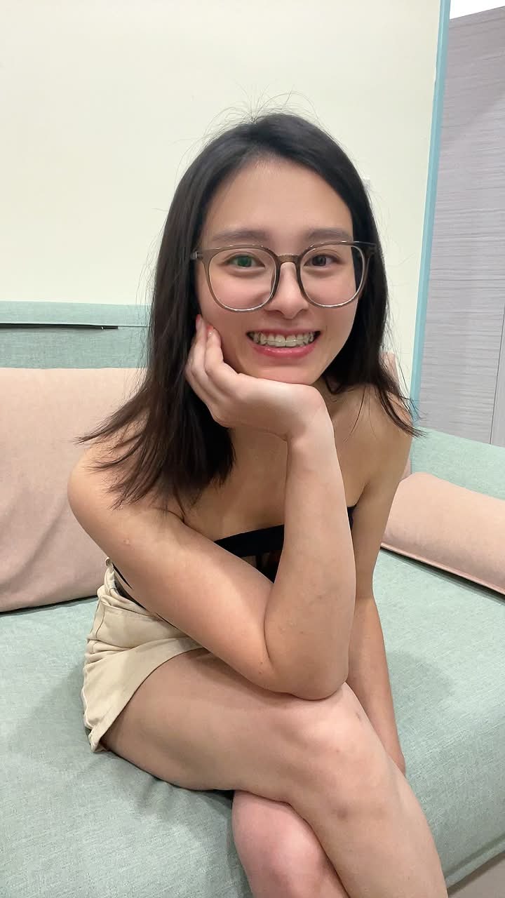 汕头极品淫妻送逼上门必须大干特干