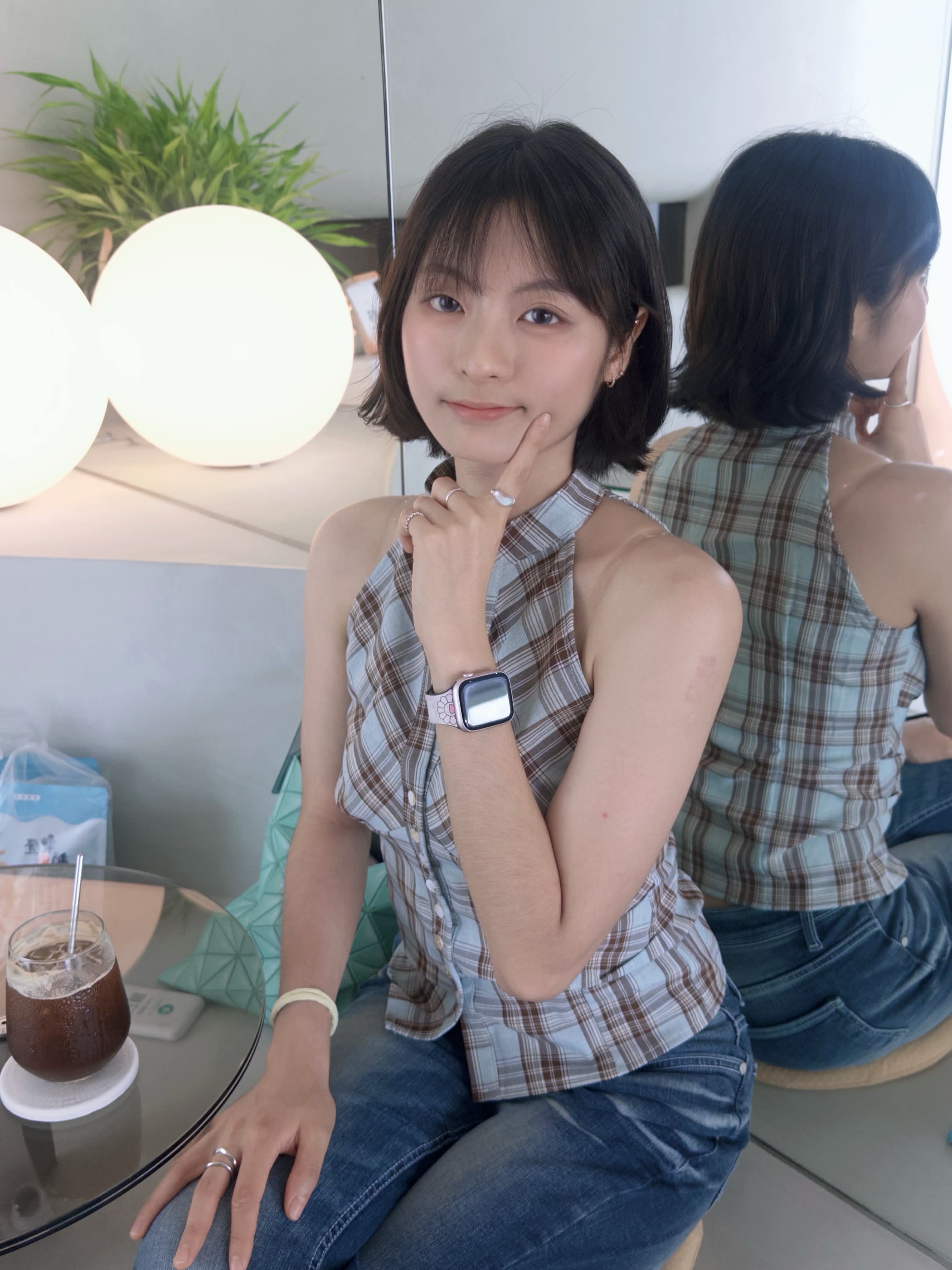 和老婆周末在家做爱，叫声淫荡。