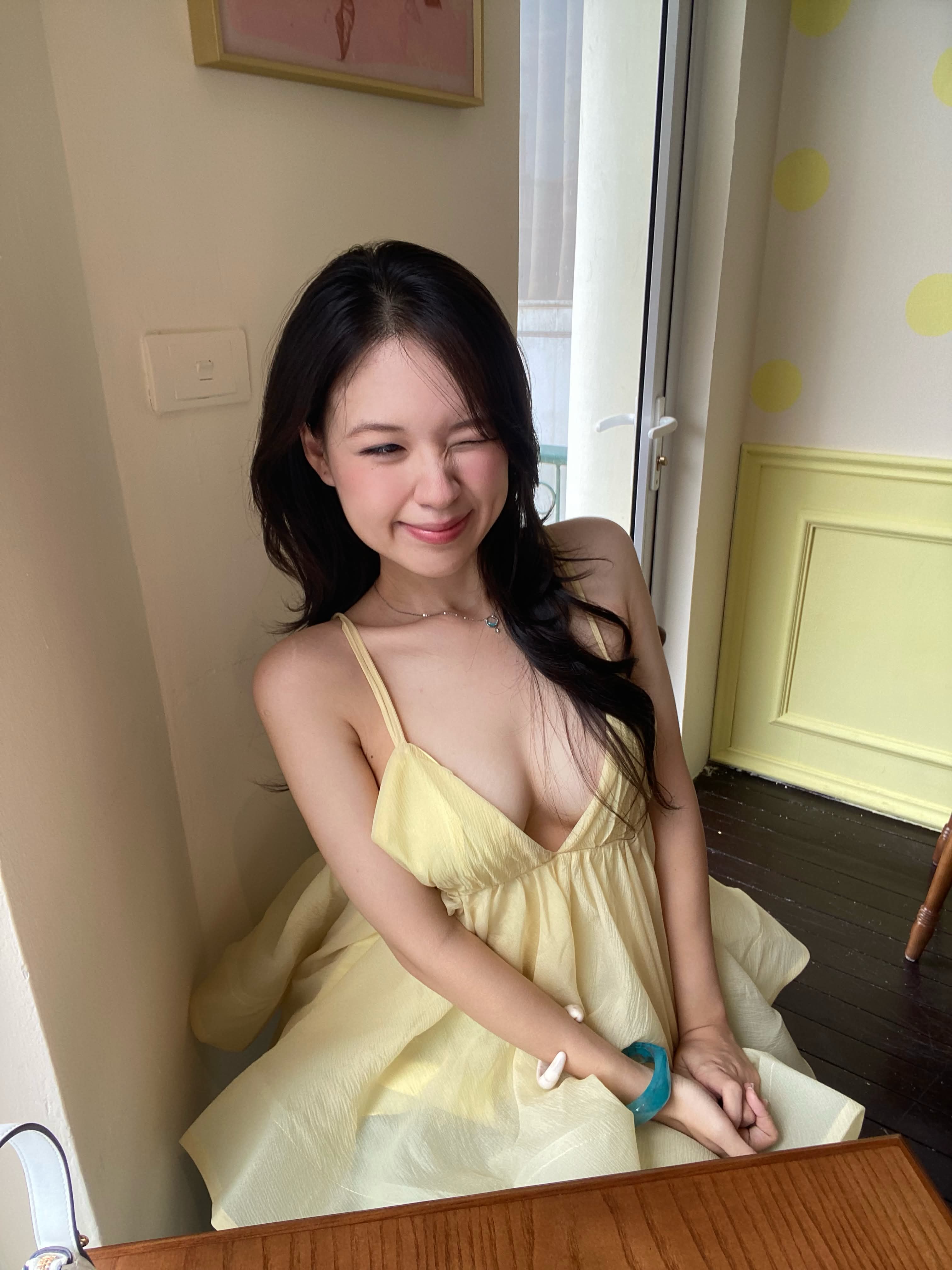 无套内射小姨子