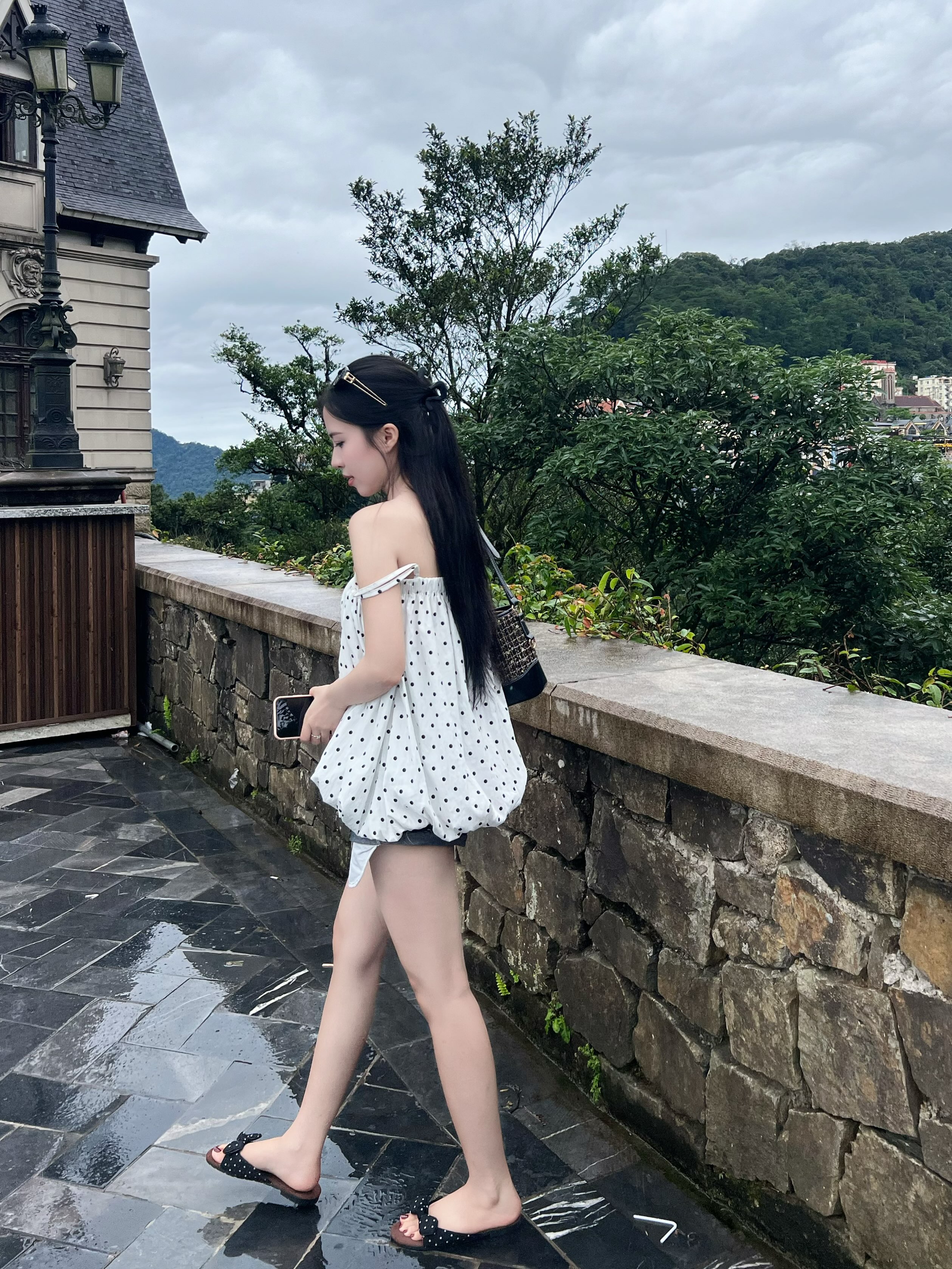 操天津女友，逼很紧，很舒服。