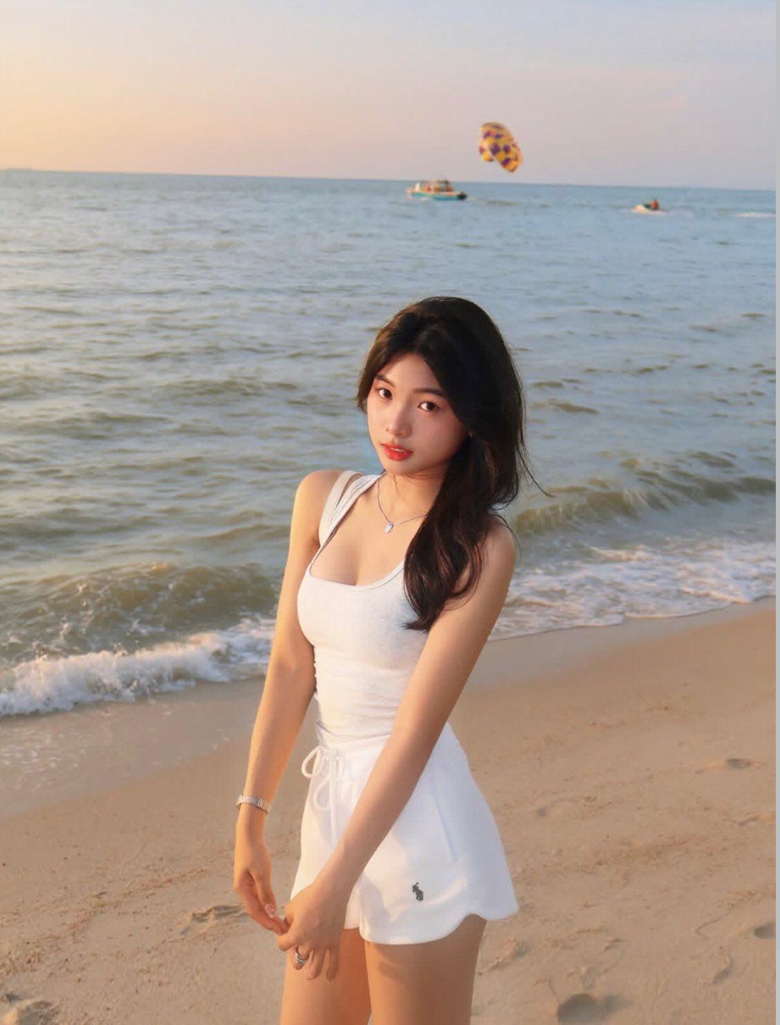 清纯女友被玩弄的大声娇喘语无伦次