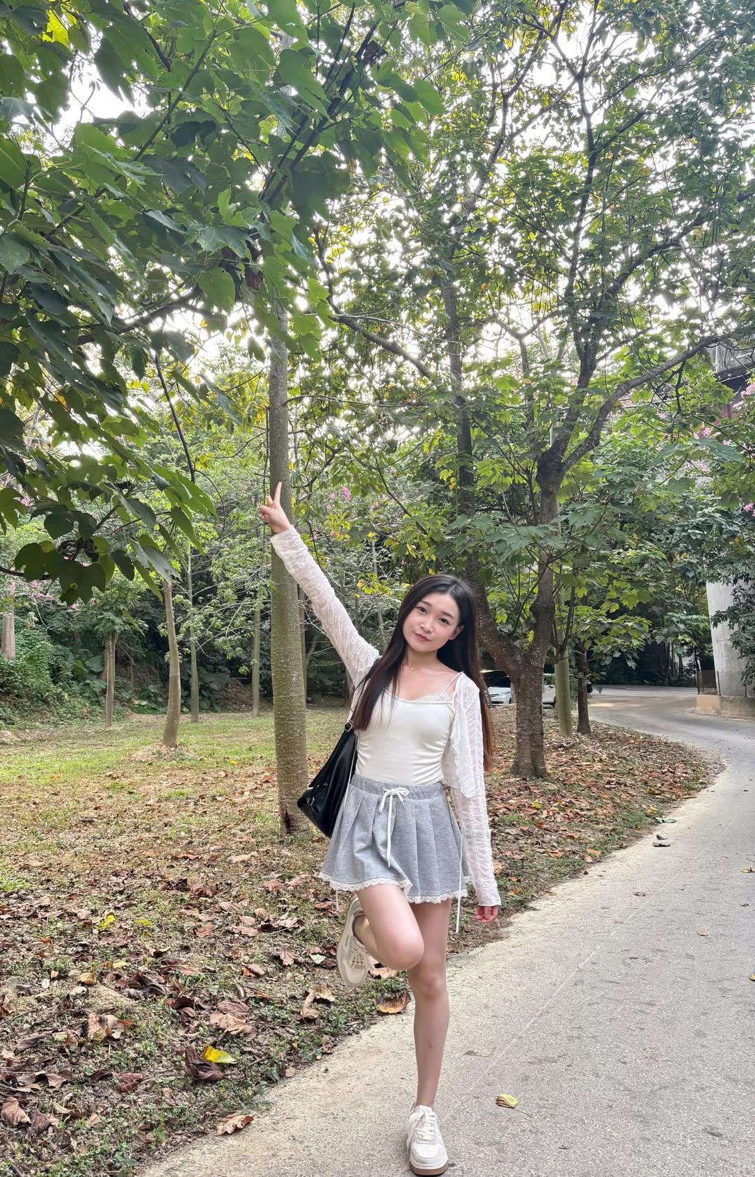 异地恋大学女友，国庆假期最后一天猛操，叫床非常骚。