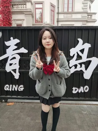 东北夫妻青岛旅行激情操逼，多次高潮。