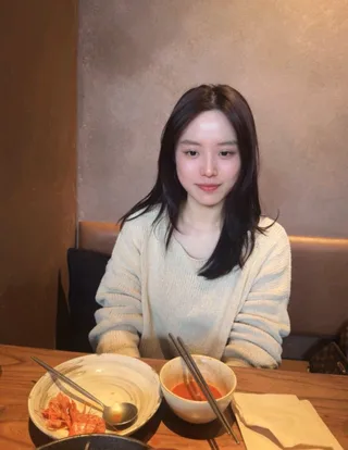 操已婚女同事，结婚没多久，逼还很紧。