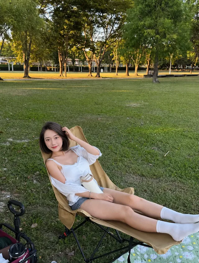 内射小姨子，淫叫不止。