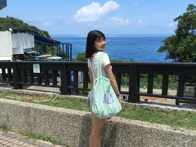 住在朋友家听到朋友操他媳妇
