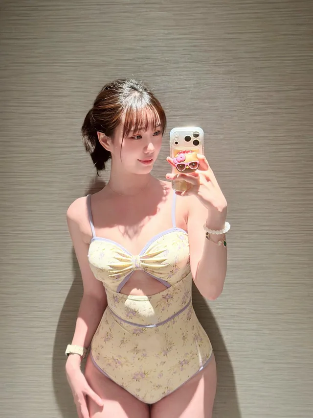 和大二女友如家酒店录音，叫的超淫荡。