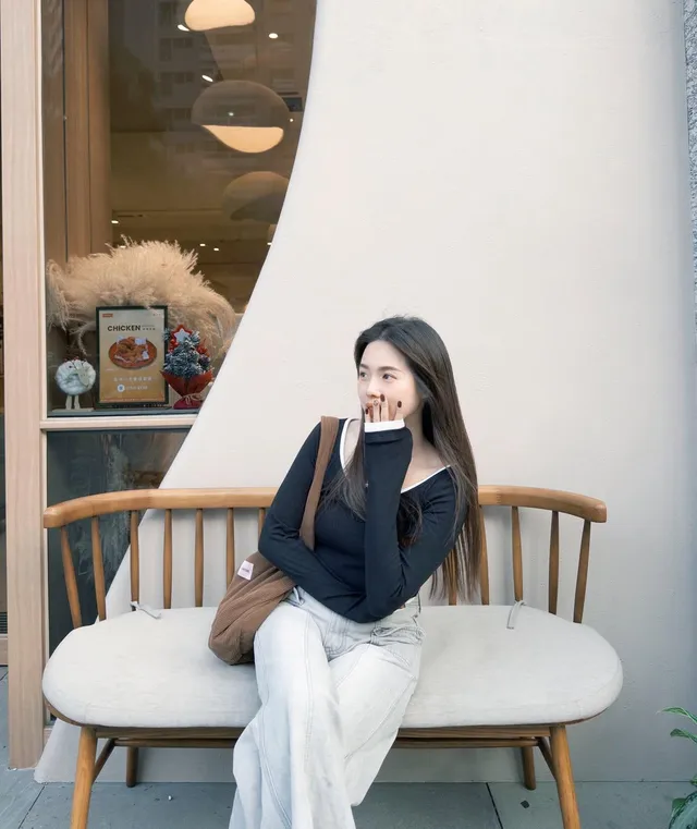 把女友操的语无伦次，还说大鸡巴干。